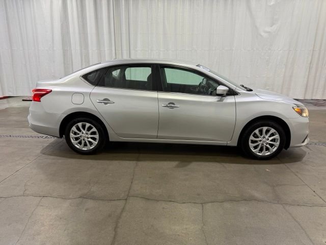 Used 2019 Nissan Sentra SV with VIN 3N1AB7AP9KY282749 for sale in Grants Pass, OR
