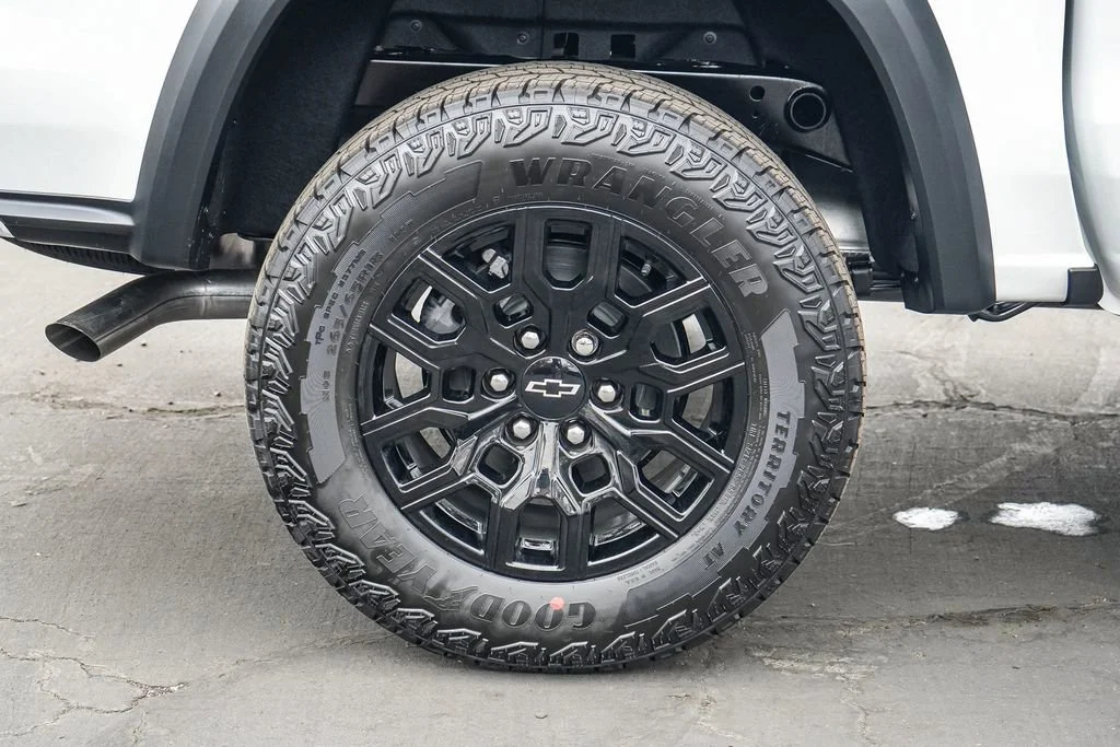 2026 Chevrolet Colorado Trail Boss - Photo 13