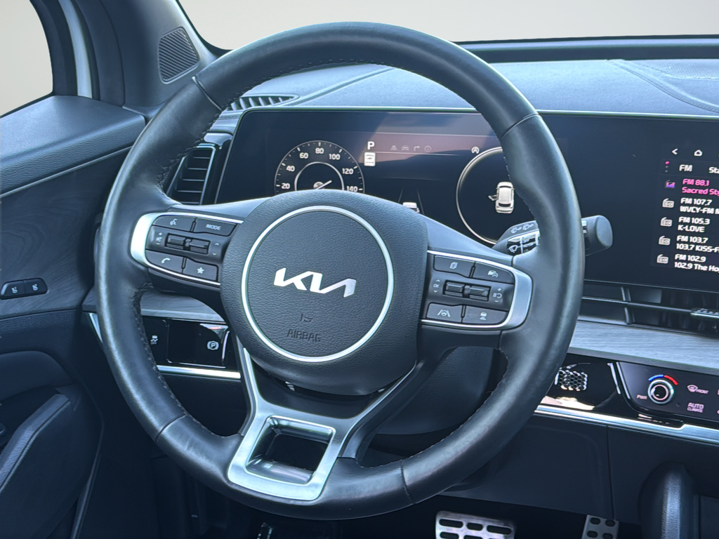 Used 2023 White Kia X-Pro Prestige image 18