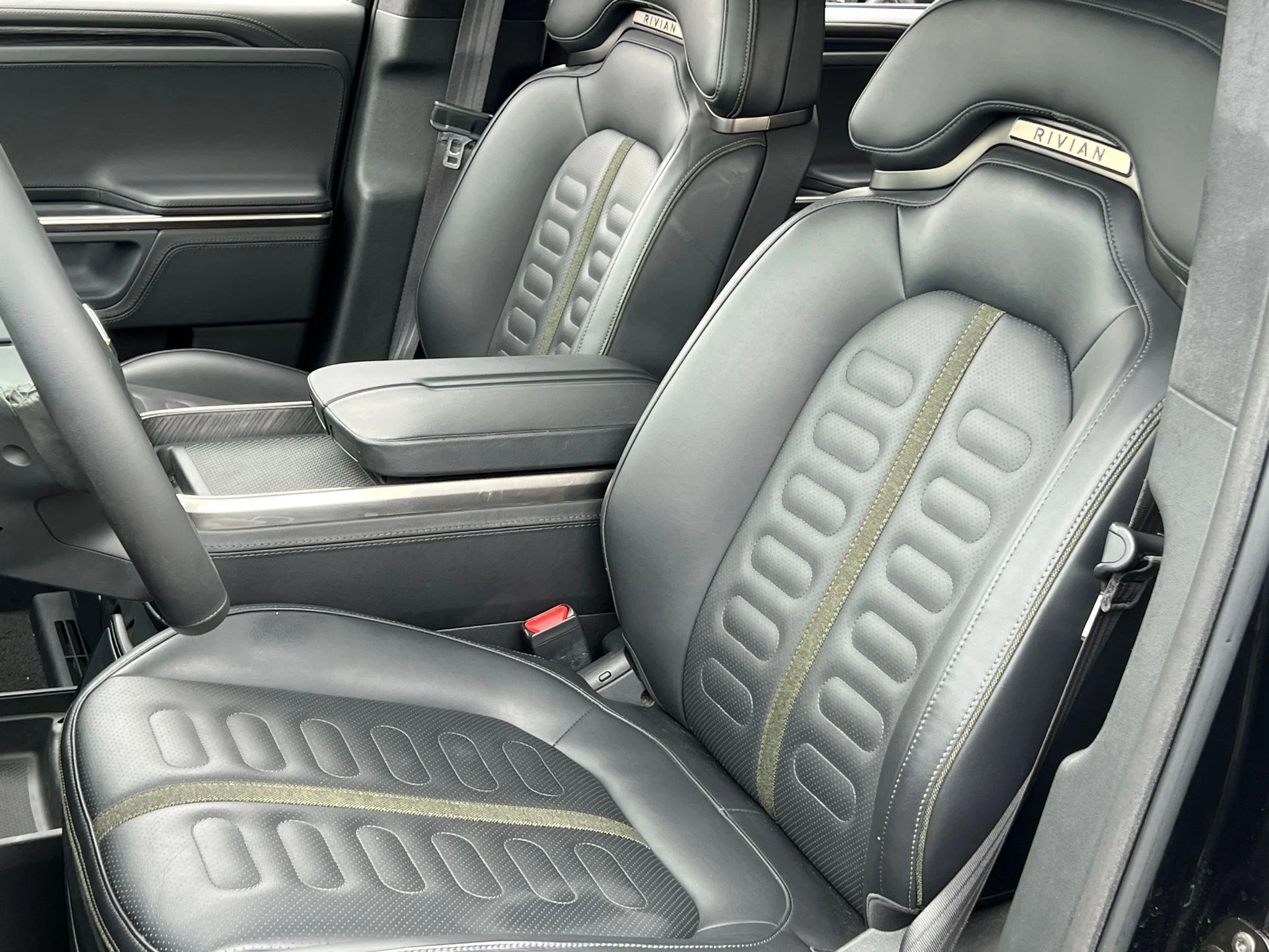 Used 2024 Black Rivian Adventure image 4