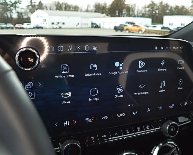 2025 Chevrolet Blazer EV LT - Photo 21