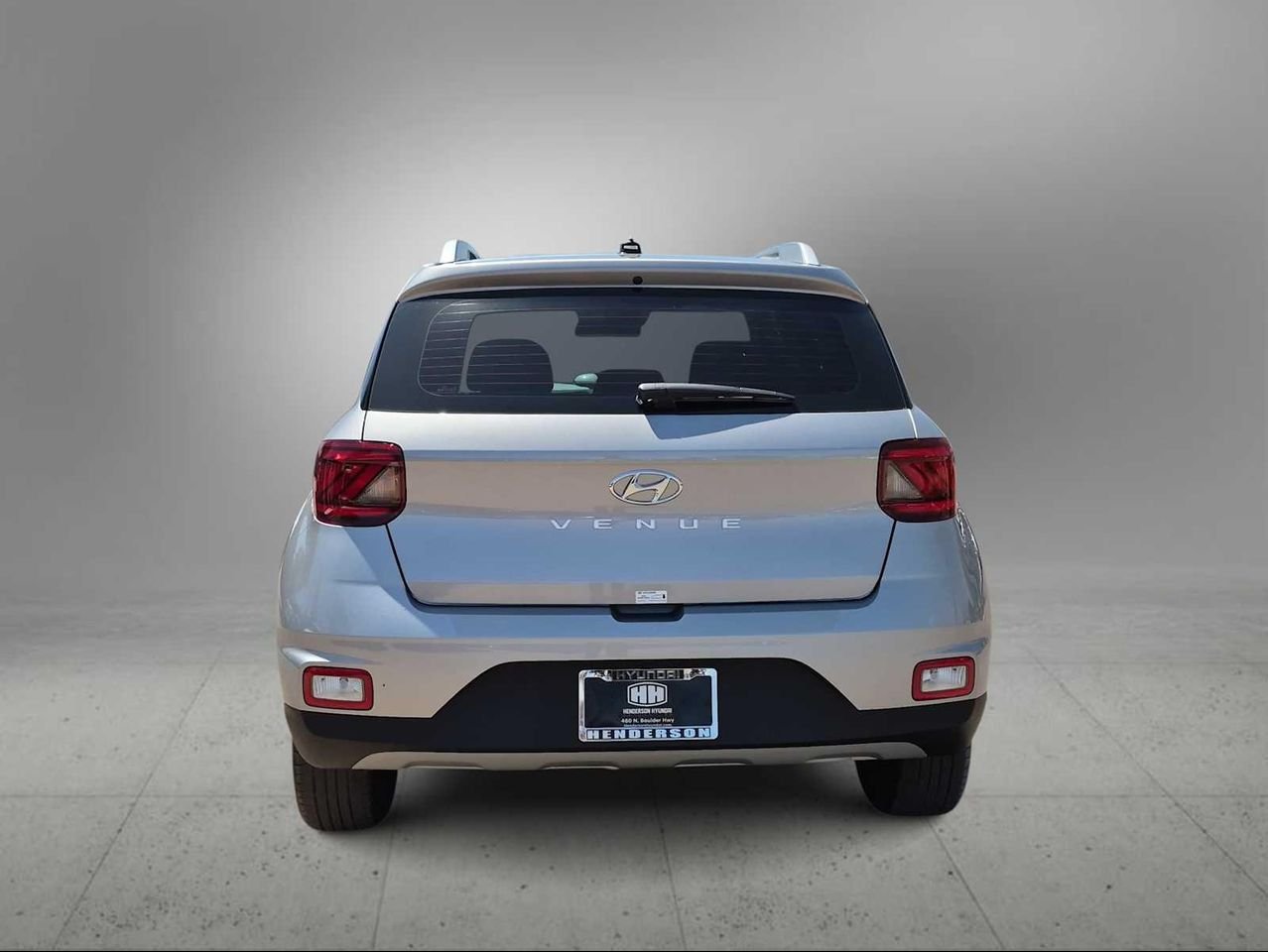 New 2026 Shimmering Silver Hyundai SEL image 7