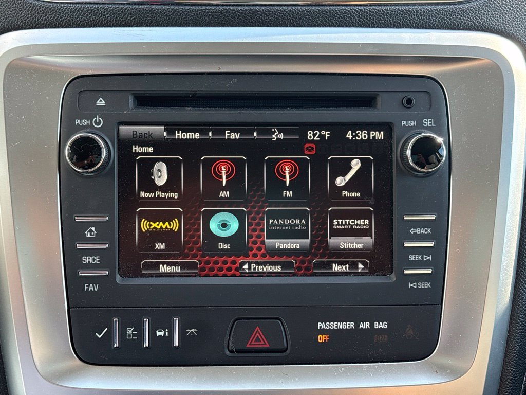 Used 2016 White GMC SLE-2 image 26