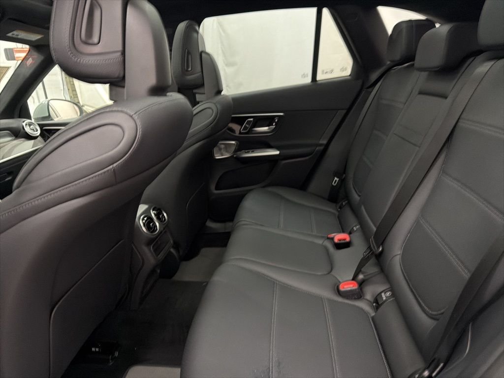 Used 2026 White Mercedes-Benz GLC 300 image 20