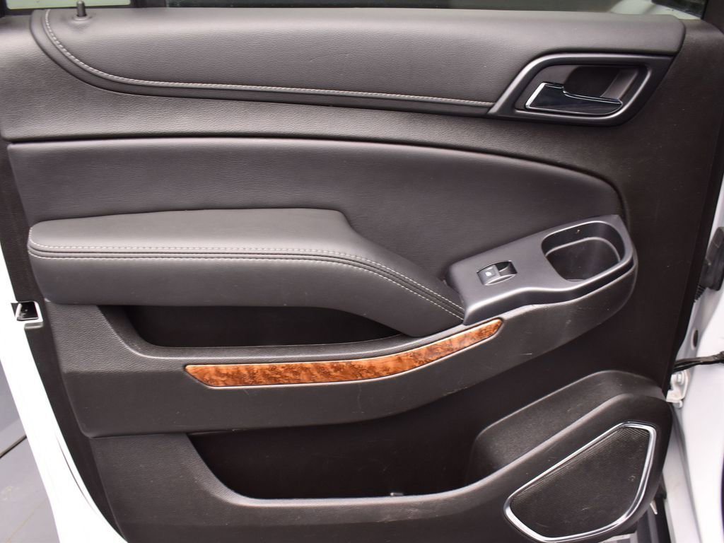 2019 CHEVROLET SUBURBAN - Image 25