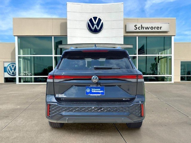 New 2026 Deep Black Pearl Volkswagen SE RLine Black 4Mo image 7