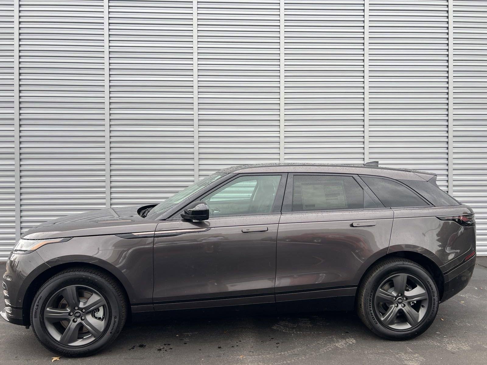 New 2025 Charente Grey Land Rover Dynamic SE image 2