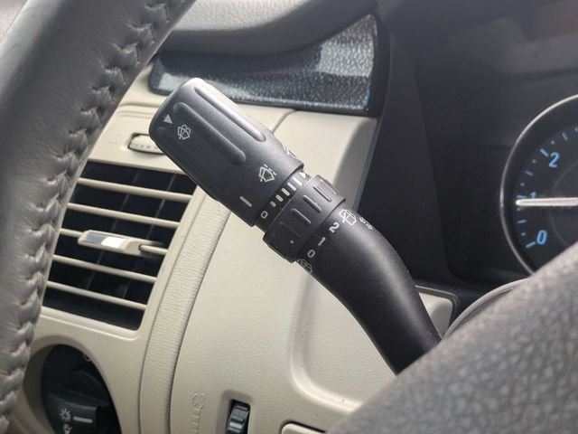 Used 2010 White Ford SE image 26
