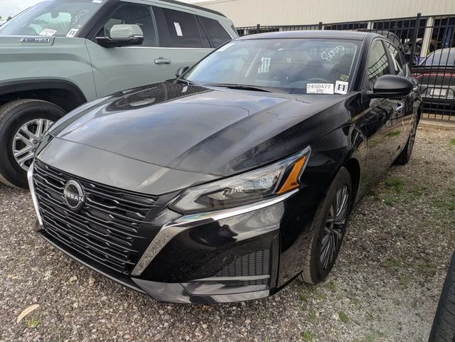 2025 Nissan Altima