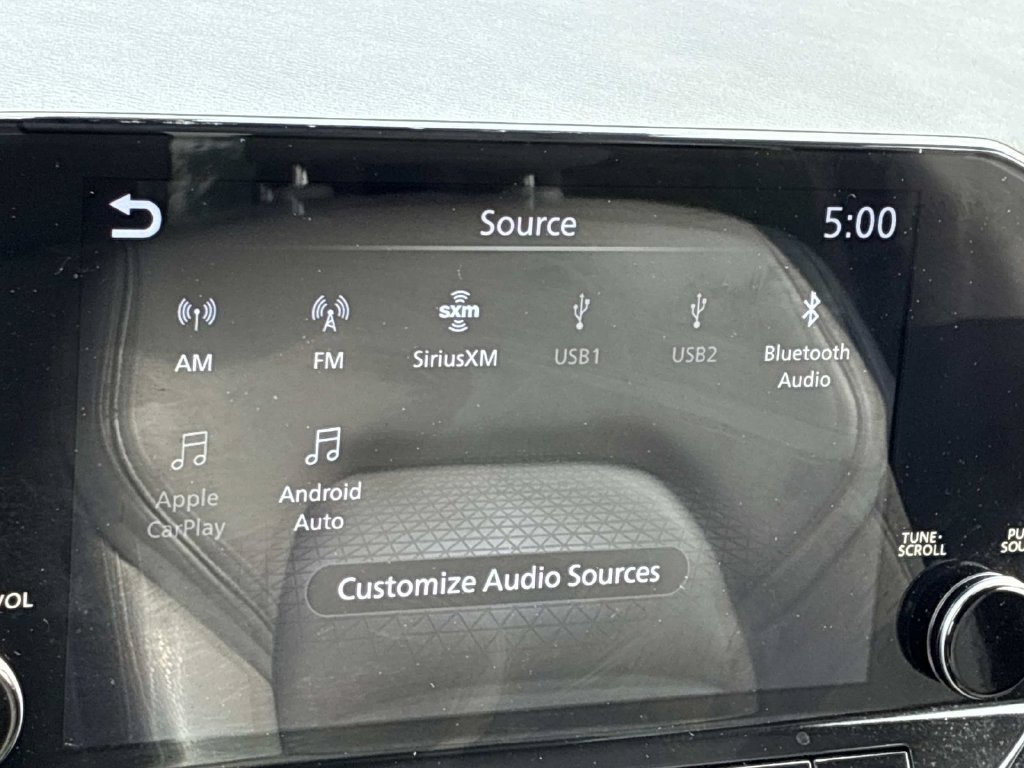 Used 2023 White Nissan SL image 35