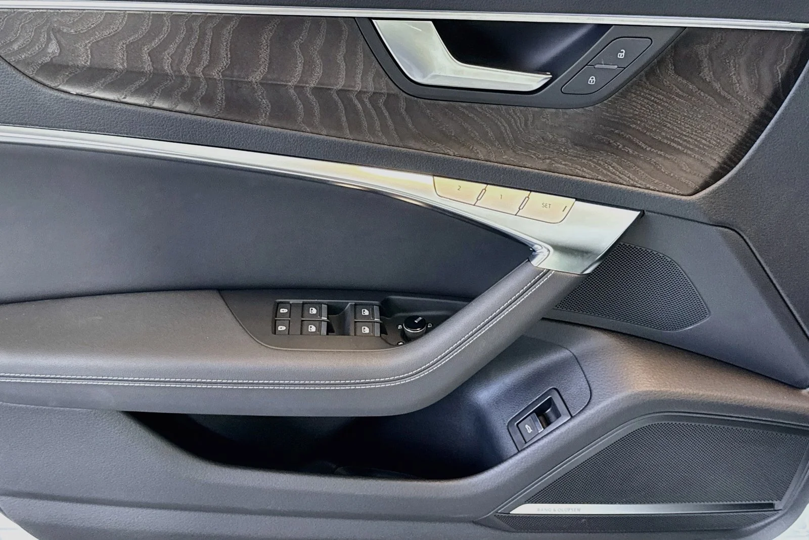 Used 2023 Gray Audi Premium Plus image 17