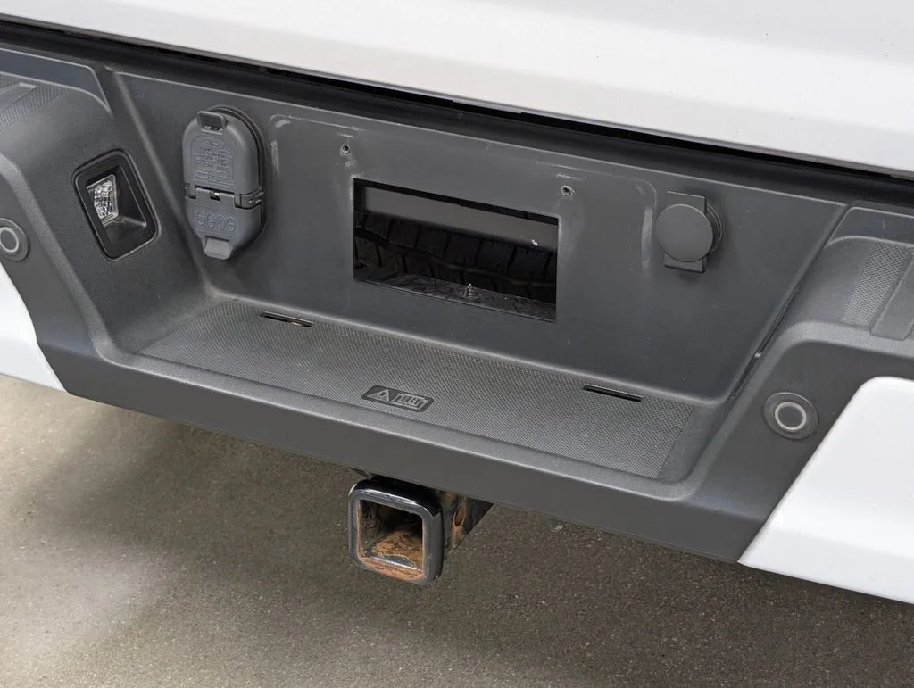 Certified Used 2021 Oxford White Ford XLT image 23