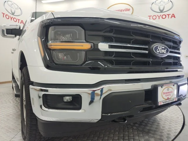 Used 2025 White Ford XLT image 9