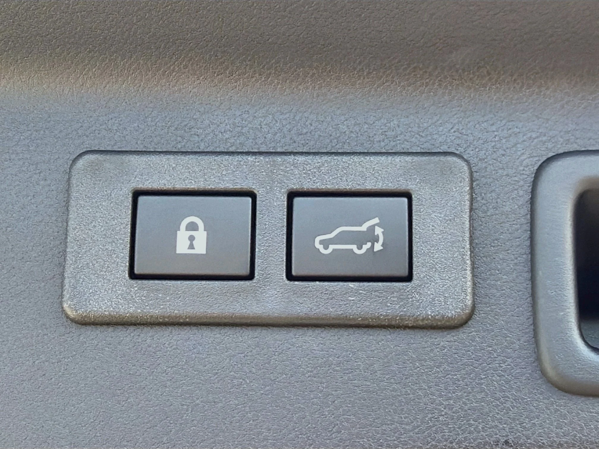 New 2026 Magnetite Gray Metallic Subaru Premium image 13