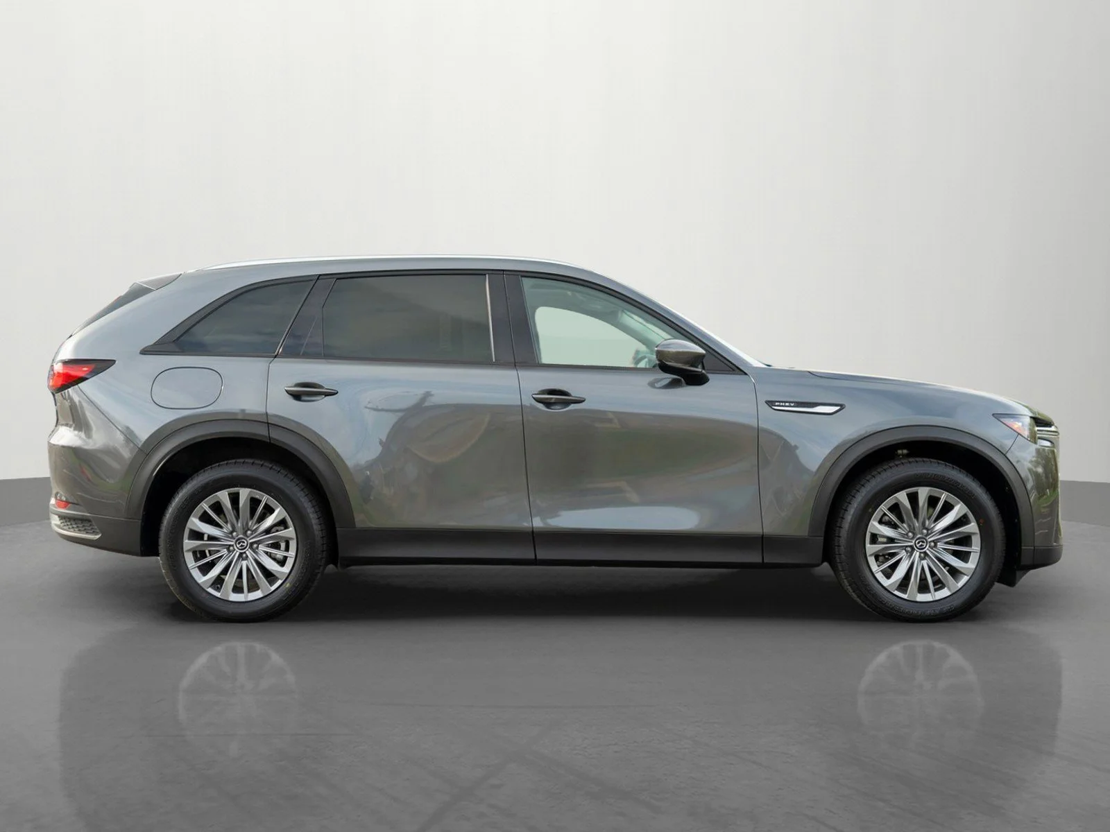 Used 2024 Machine Gray Metallic Mazda Preferred image 8