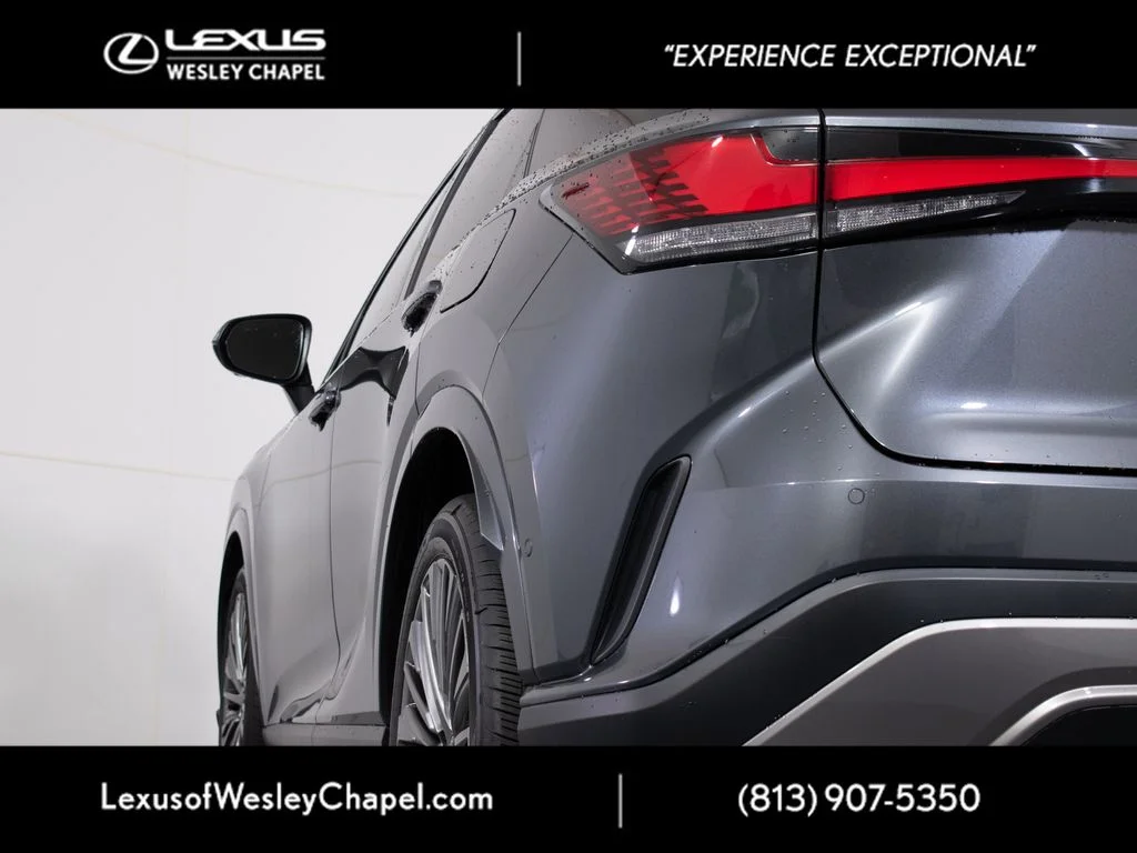 Used 2024 Gray Lexus 350 Luxury image 6