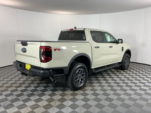 New 2025 Desert Sand Ford XLT image 4