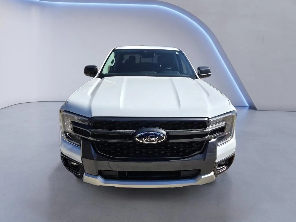 New 2026 White Ford XLT image 2