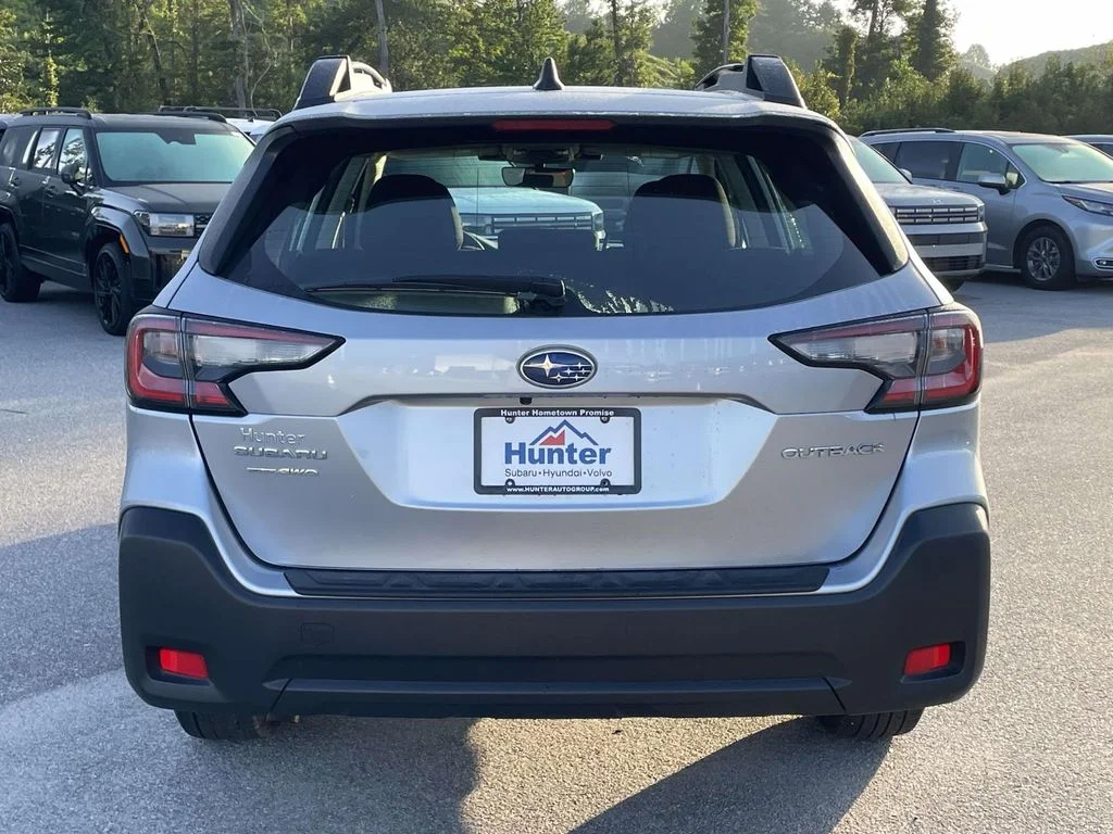 2025 Subaru Outback Base - Photo 26