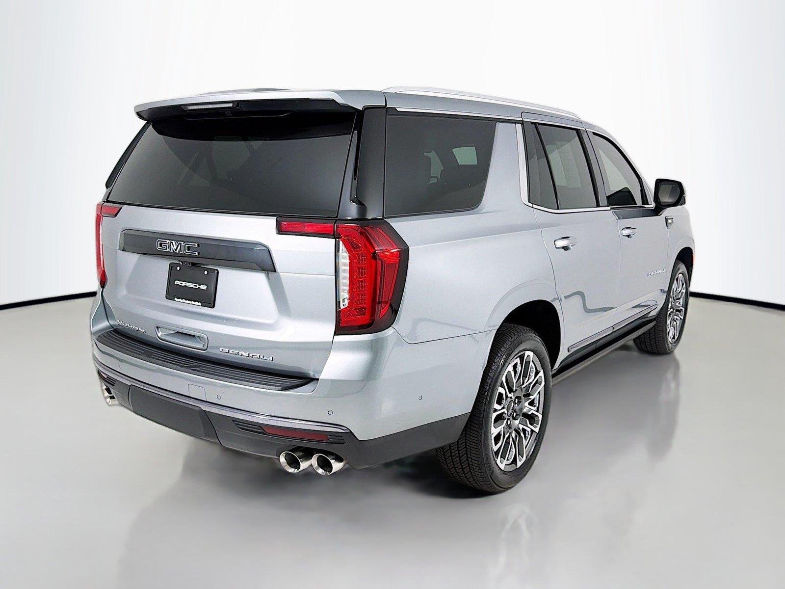 Used 2024 Sterling Metallic GMC Denali Ultimate image 31