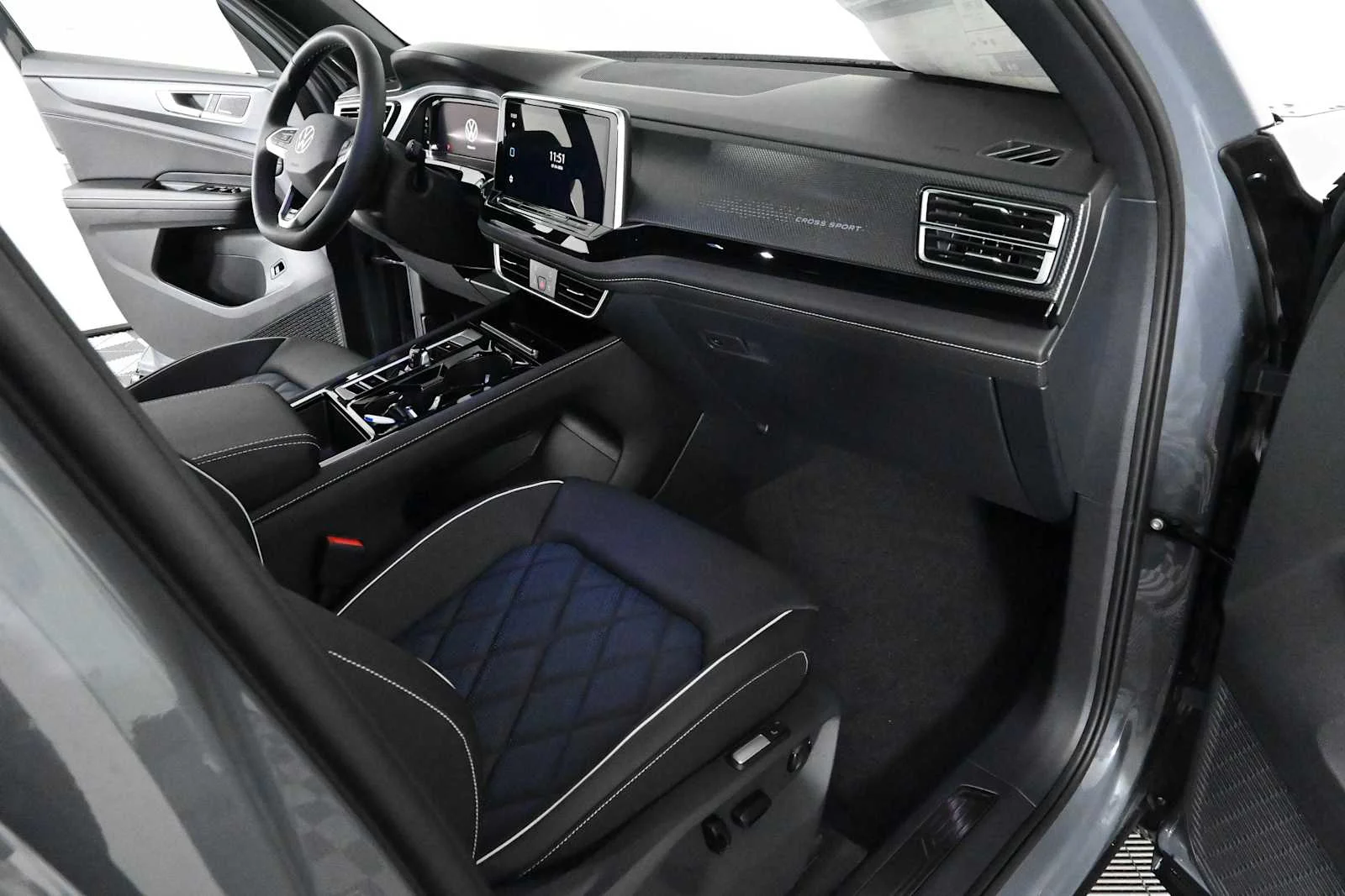 New 2026 Pure Gray Volkswagen 2.0T SEL Premium R-Line image 12