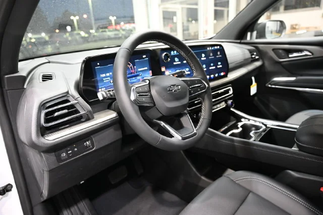 2027 Chevrolet Traverse LT - Photo 22