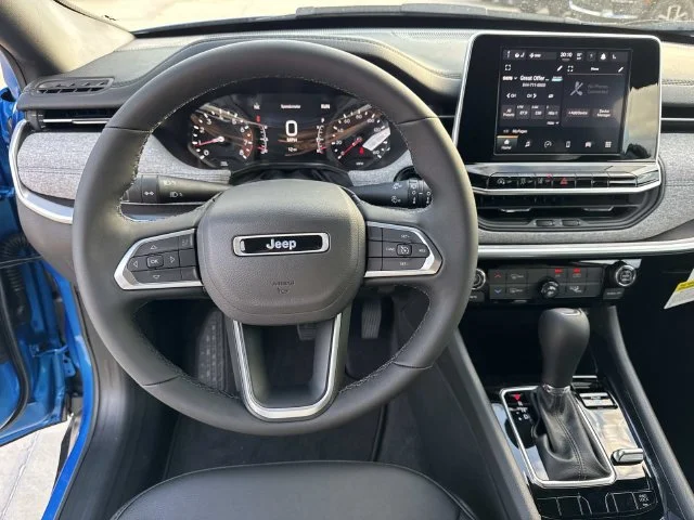 2026 Jeep Compass Latitude - Photo 13