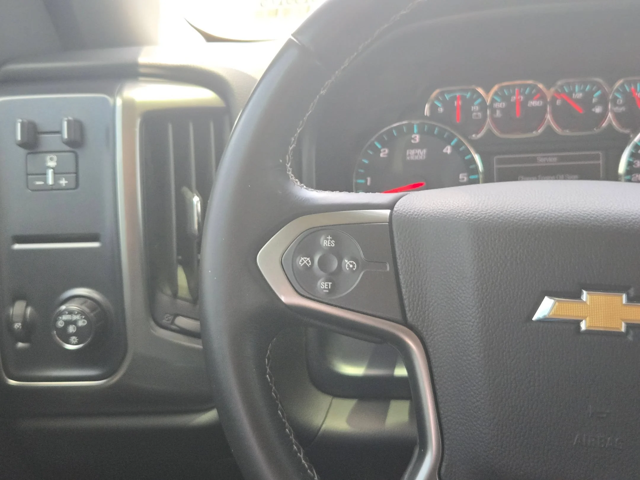 Used 2018 Silver Chevrolet LT image 18