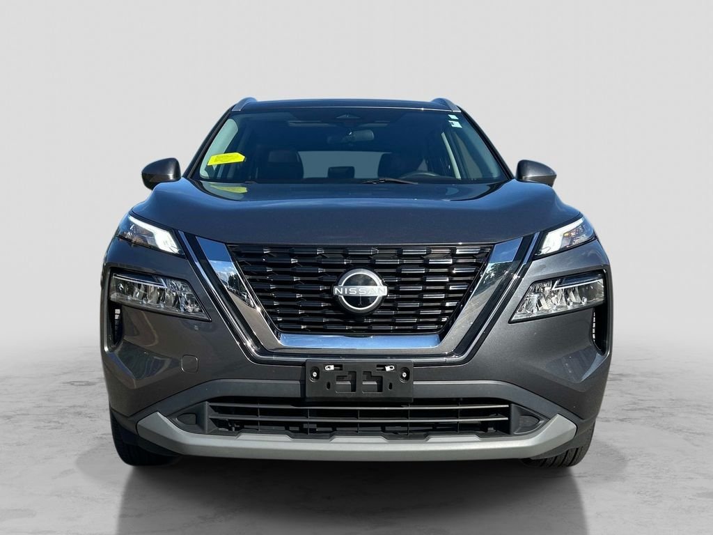 Used 2023 Gray Nissan SV image 8