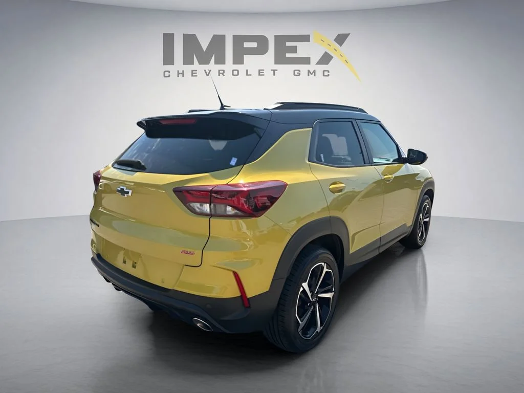 Used 2023 Nitro Yellow Metallic Chevrolet RS image 5