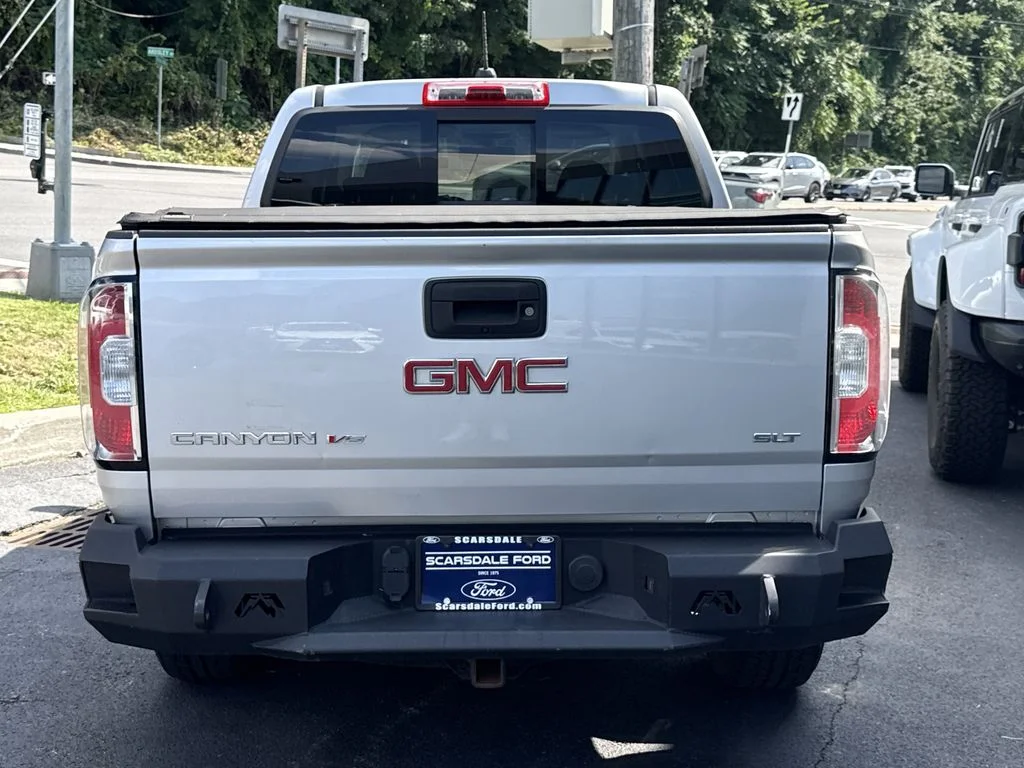 Used 2017 Silver GMC SLT image 4