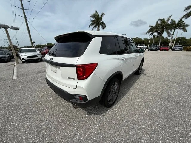 Used 2023 White Honda EX-L image 5