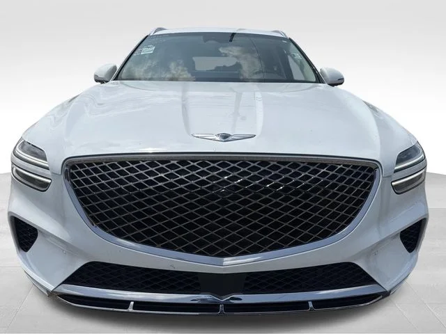 Used 2024 White Genesis 2.5T image 3