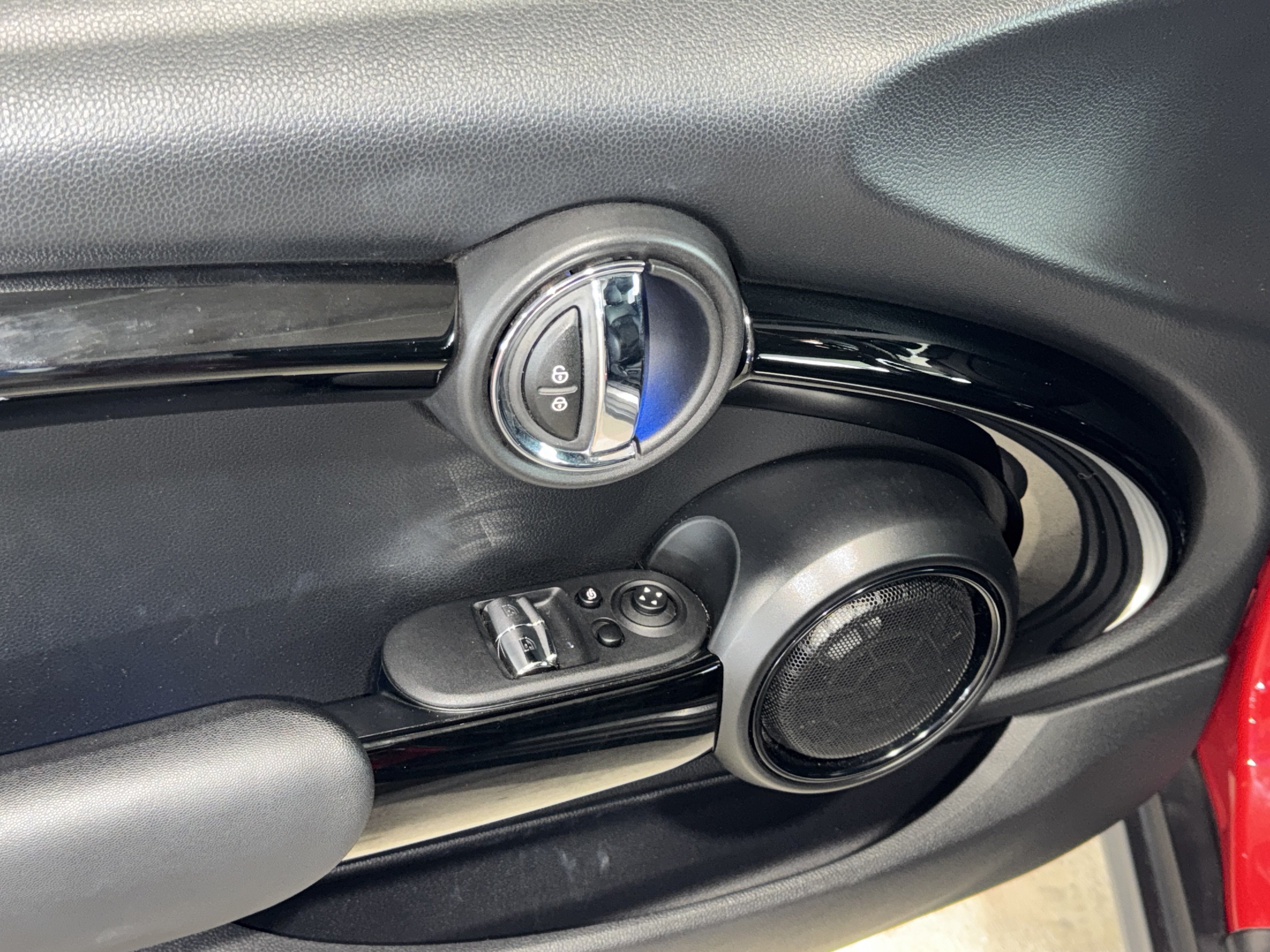 Used 2020 Chili Red MINI Cooper S image 8