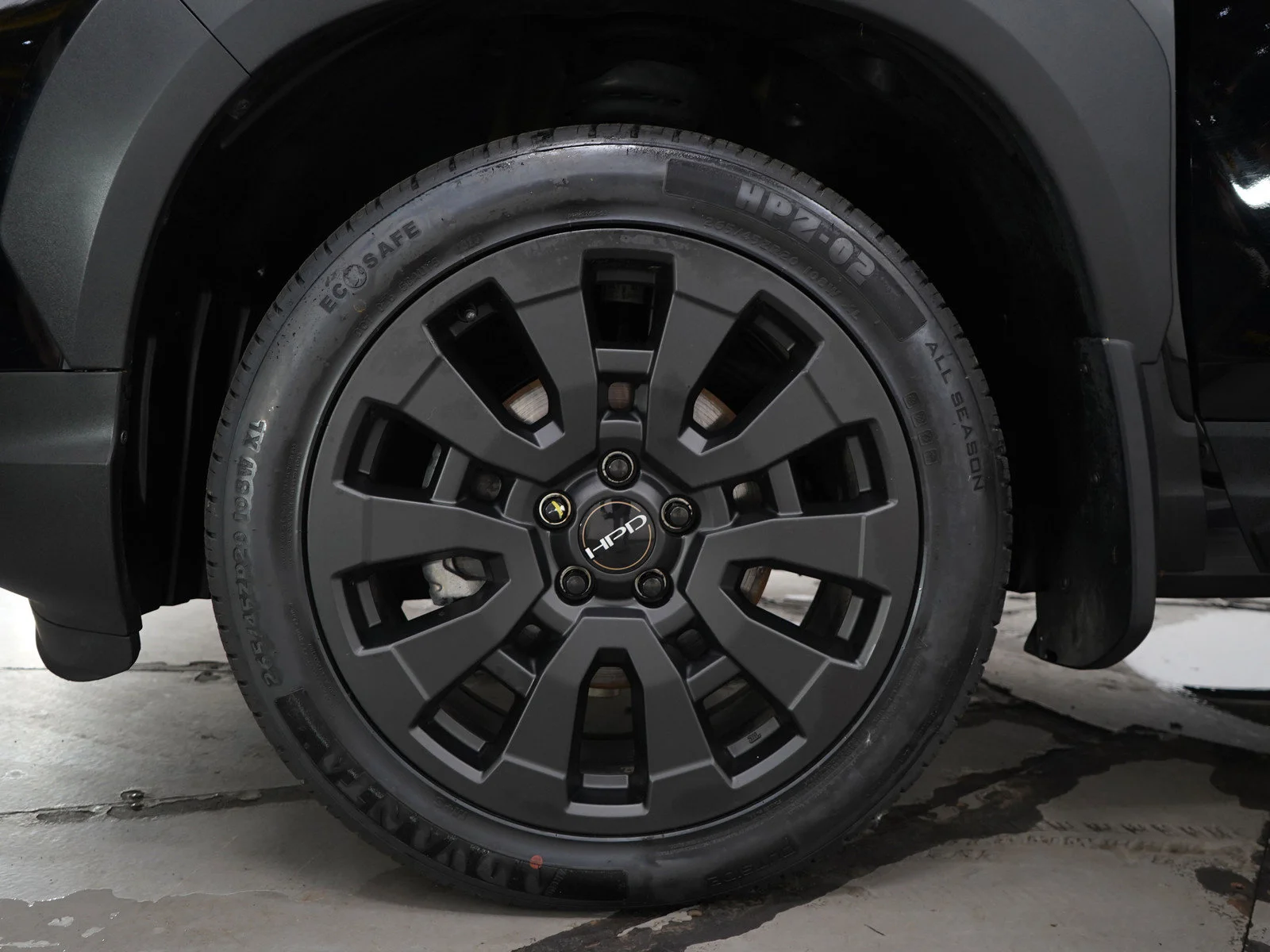 Used 2023 Black Honda EX-L AWD image 30