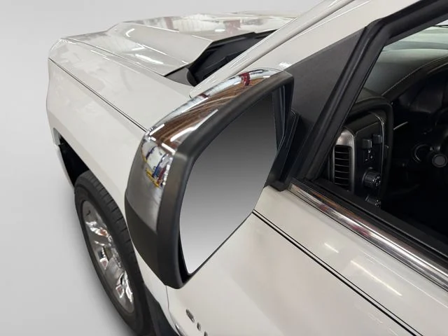 Used 2018 White Chevrolet LTZ image 10