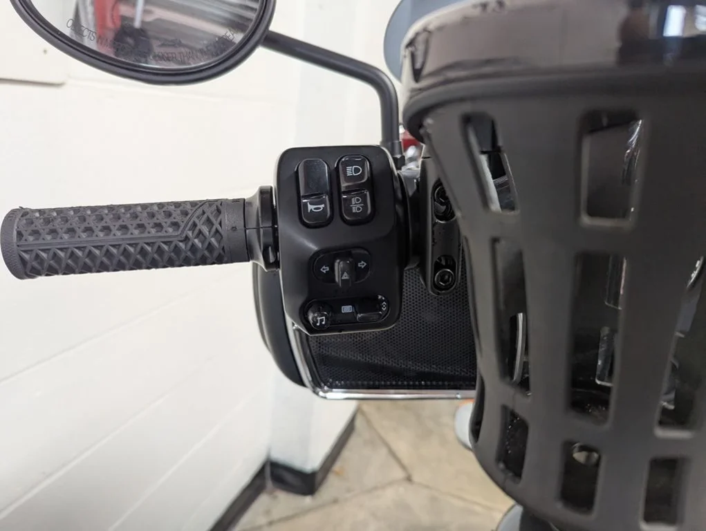 Certified Used 2019 GRAY Indian Motorcycle Steel Gray image 17