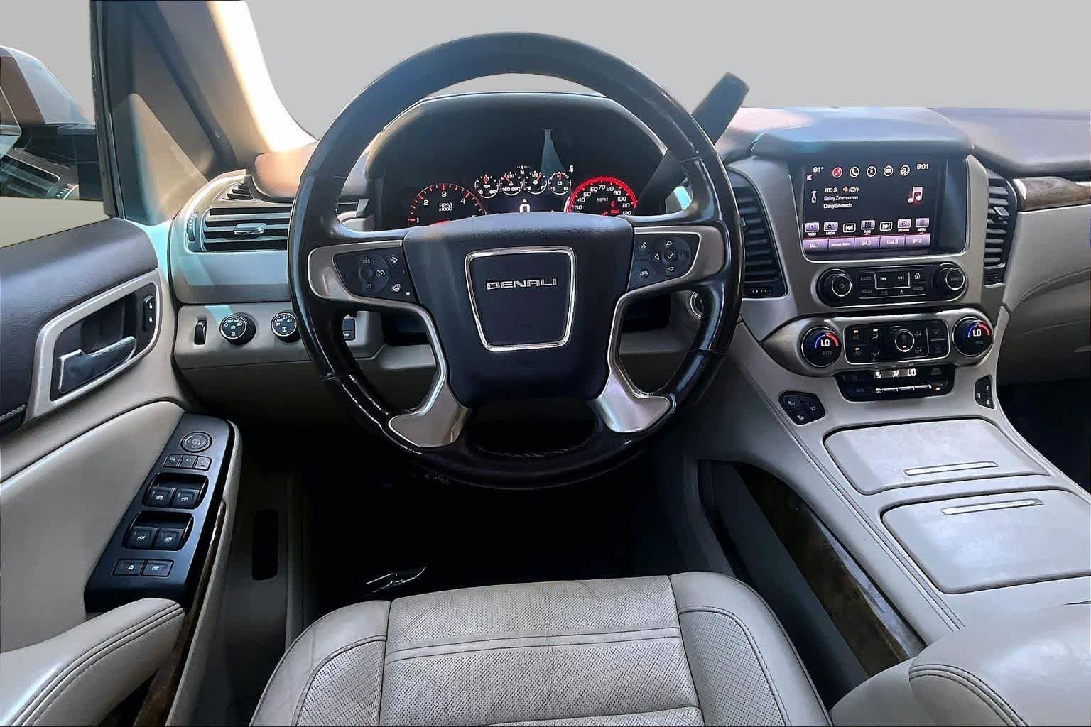 Used 2016 White Frost Tricoat GMC Denali image 6