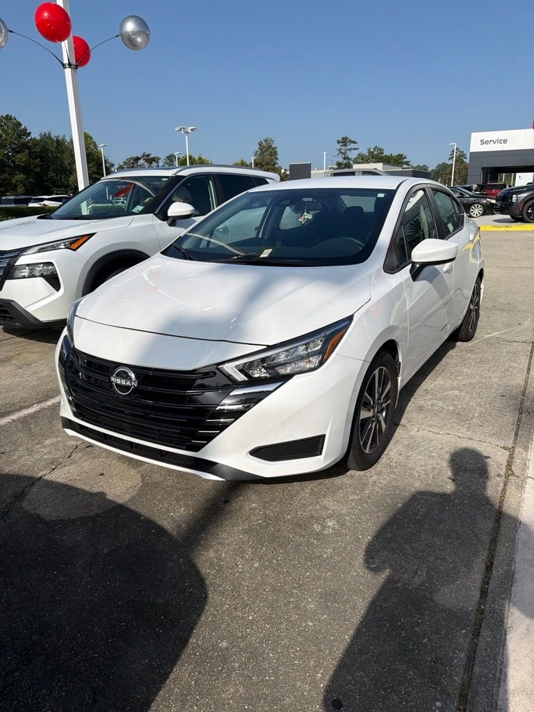 2025 Nissan Versa 1.6 SV