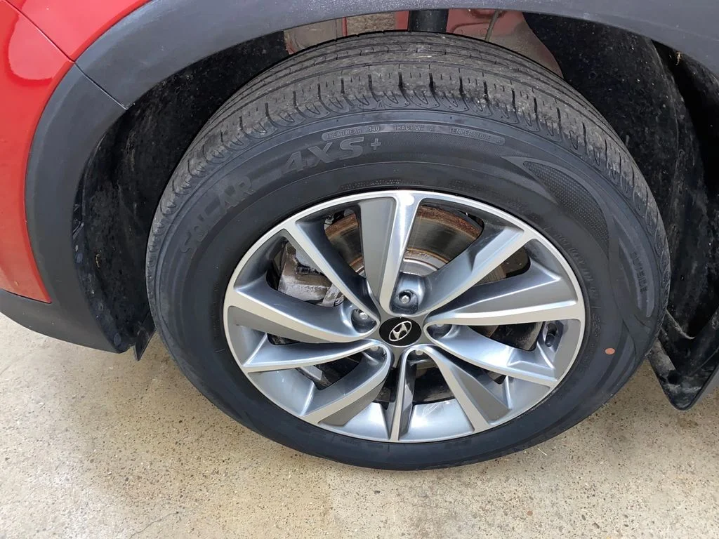 Used 2019 Red Hyundai Limited image 19