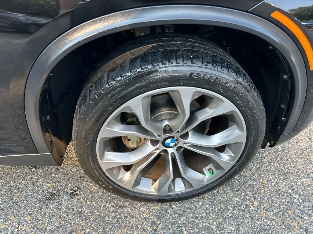 Used 2018 Jet Black BMW xDrive35i image 26