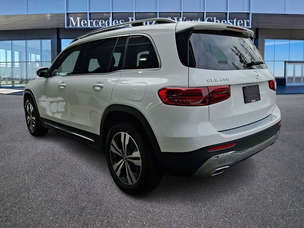 Certified Used 2025 White Mercedes-Benz GLB 250 image 4