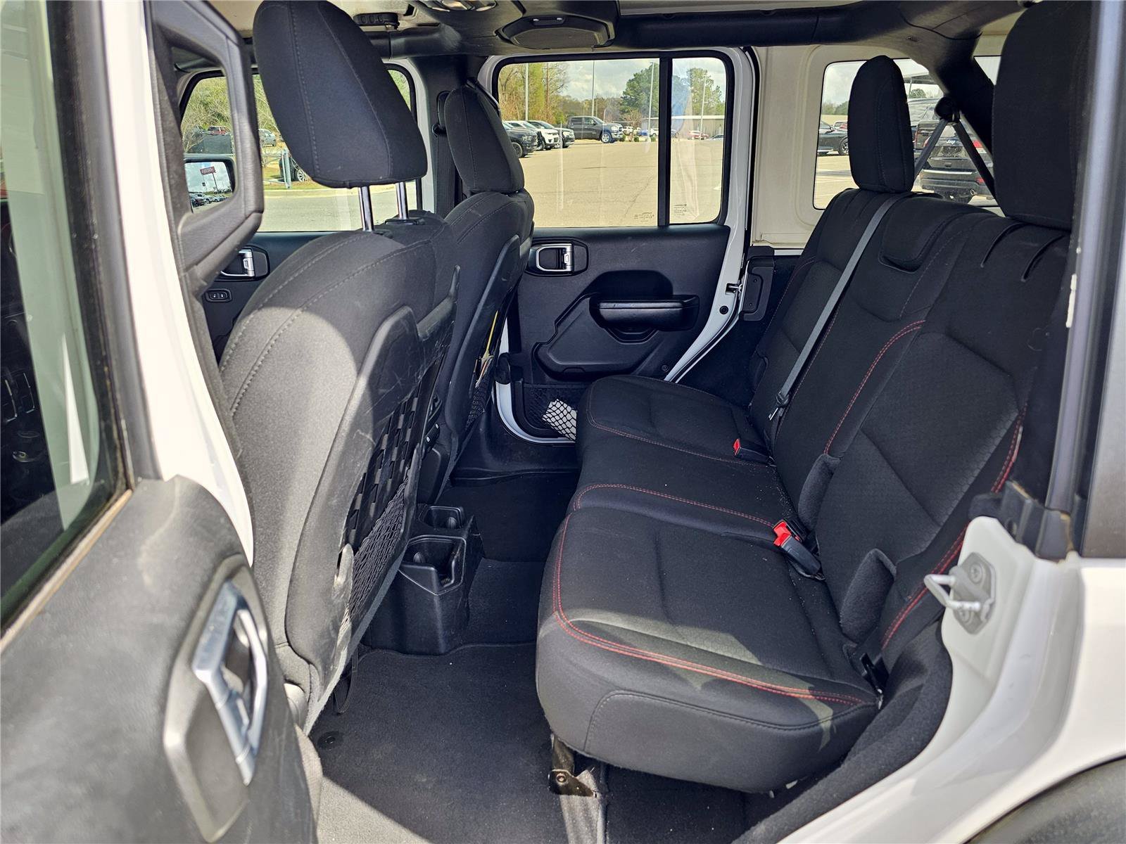 Used 2020 Bright White Clearcoat Jeep Rubicon image 31