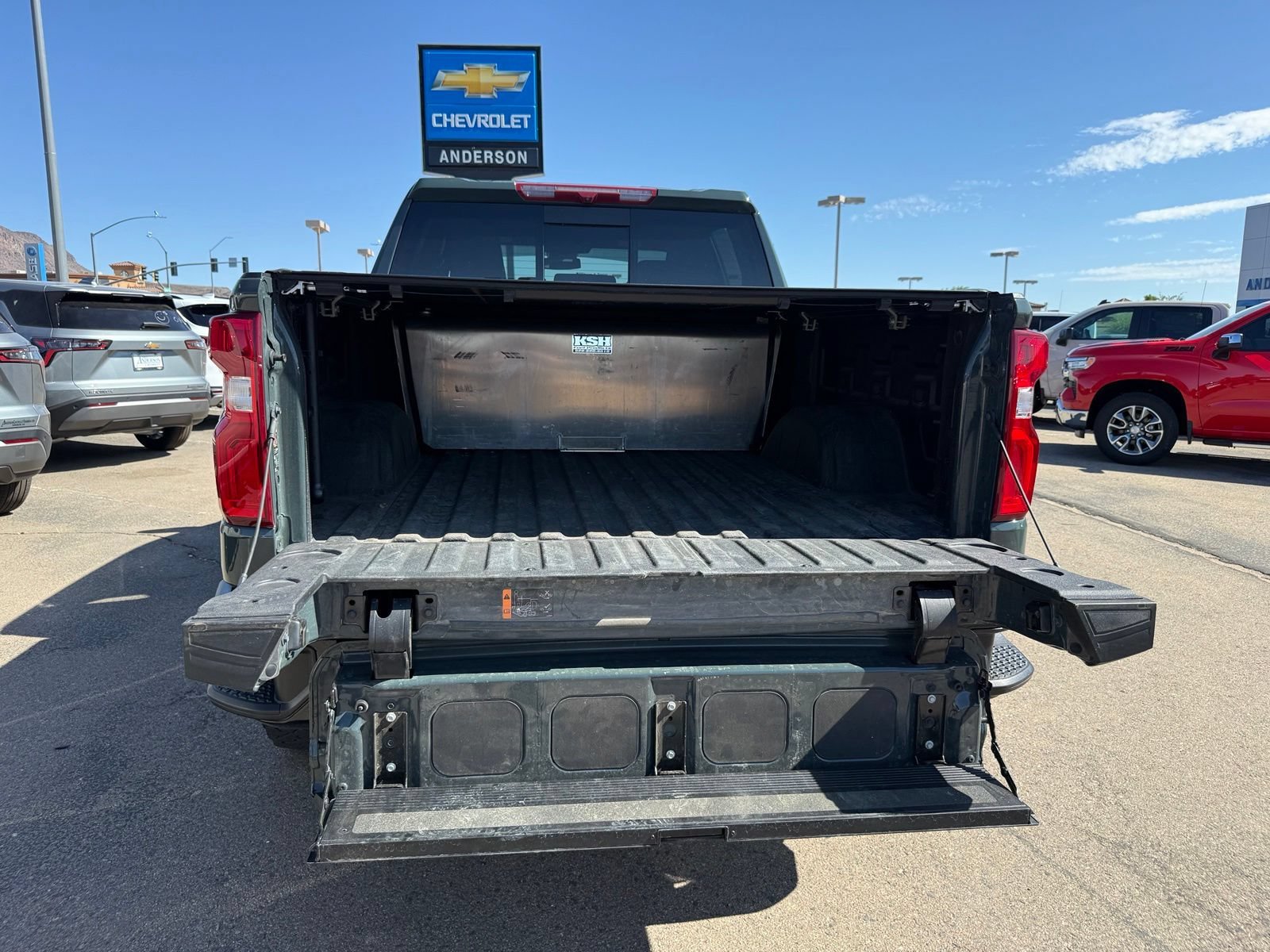 2025 Chevrolet Silverado 1500 ZR2 - Photo 50