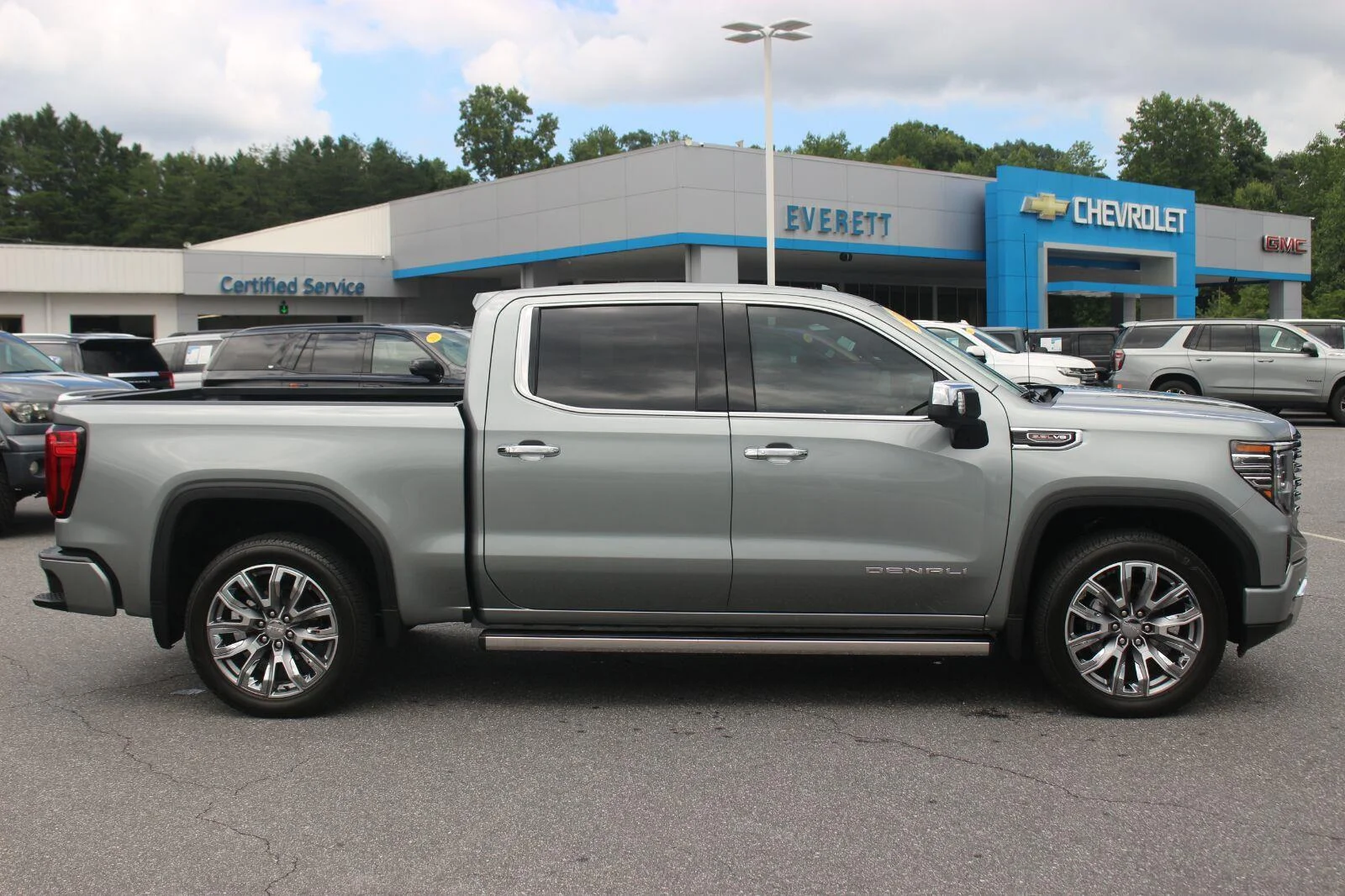 Used 2026 Sterling Metallic GMC Denali image 8