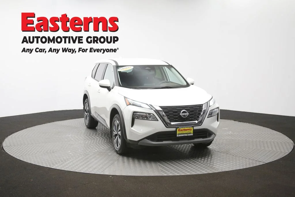 Used 2023 White Nissan SV image 50