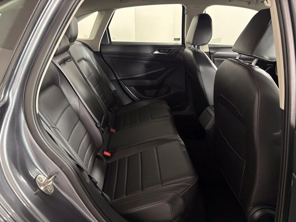 Used 2024 Gray Volkswagen 1.5T SE image 36