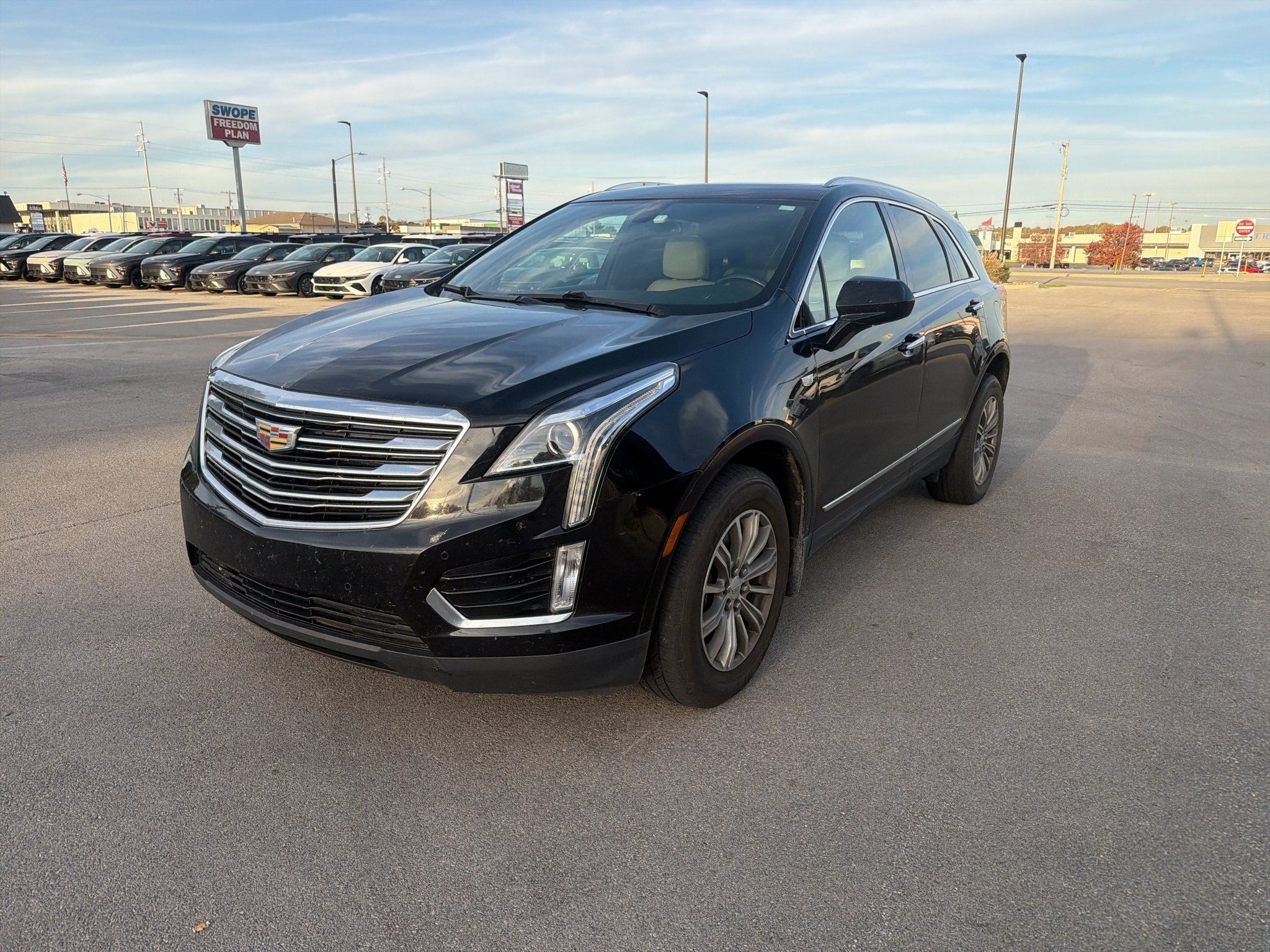 Used 2017 Stellar Black Metallic Cadillac Luxury AWD image 7