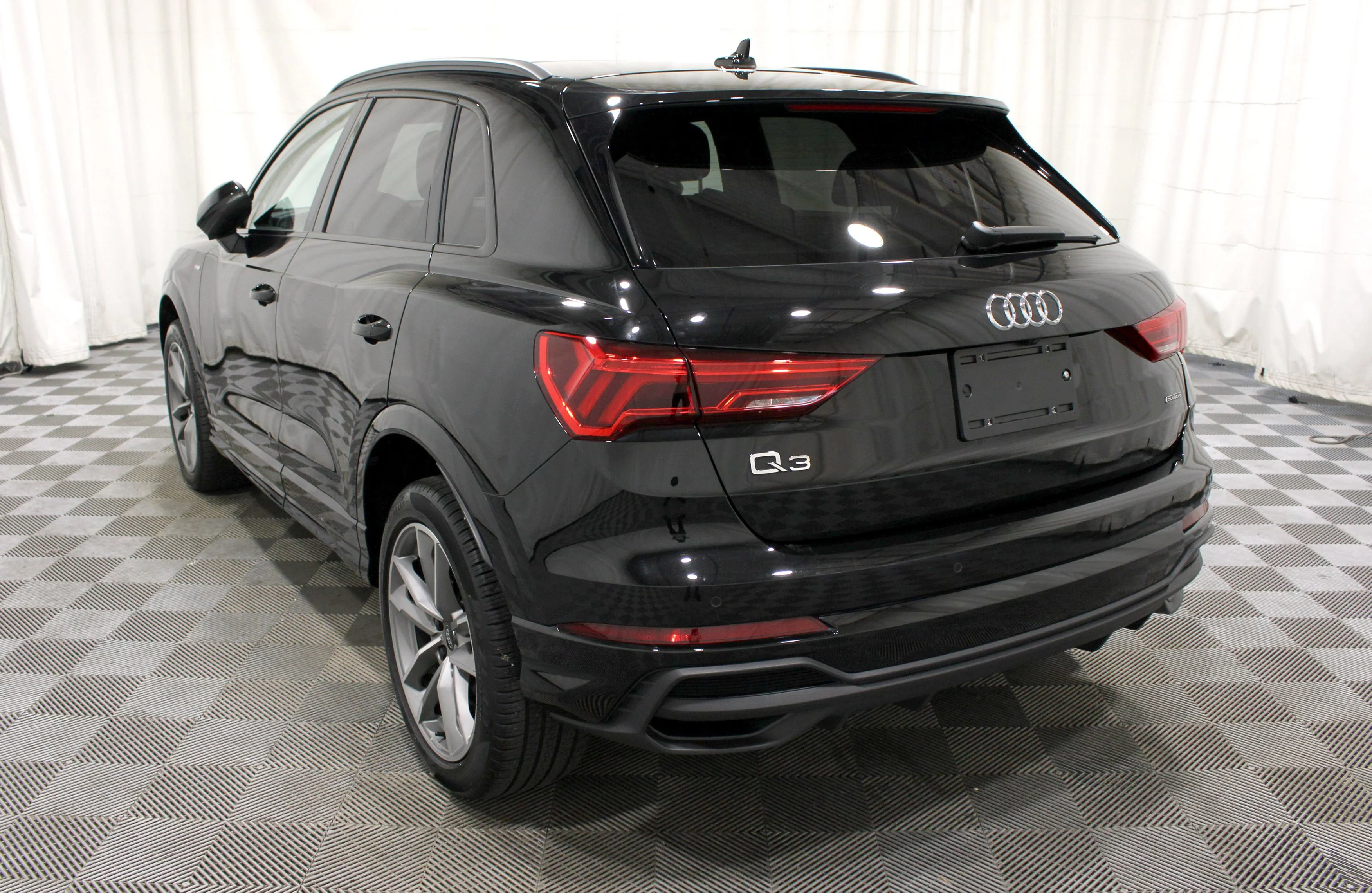 2024 Audi Q3 S Line Premium Plus - Photo 34