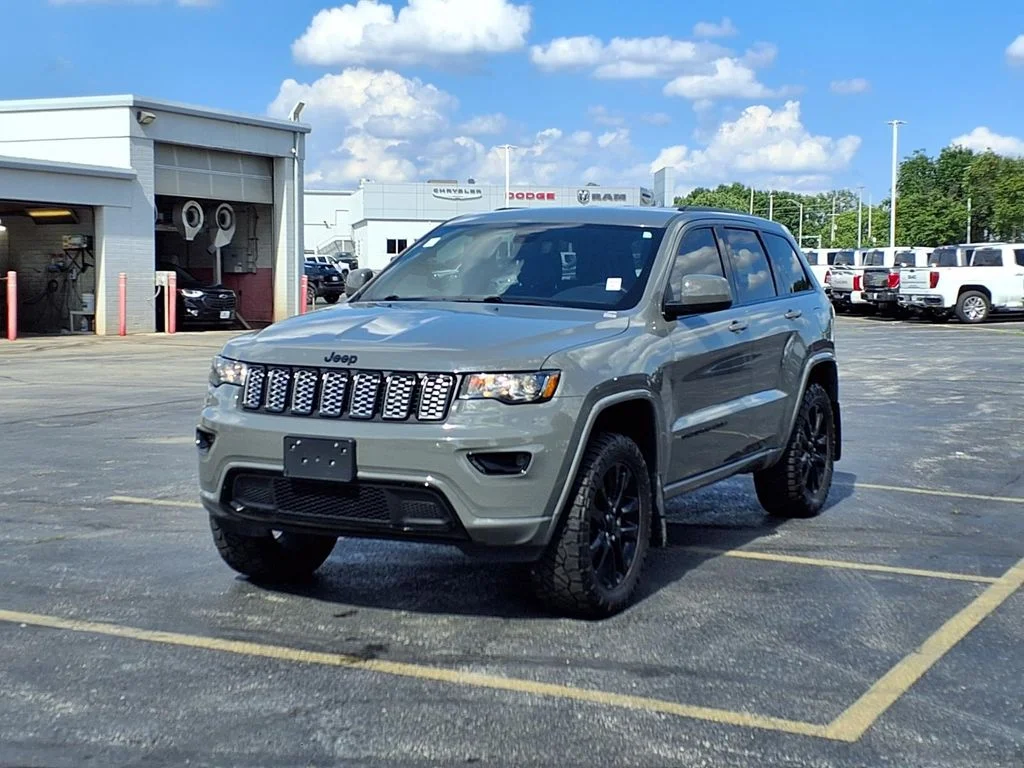 Certified 2020 Jeep Grand Cherokee Altitude with VIN 1C4RJFAG5LC385898 for sale in Kansas City